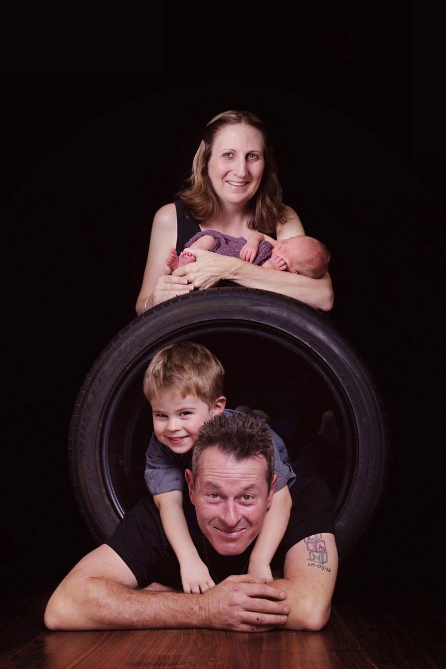 carousel-hero-element image-0